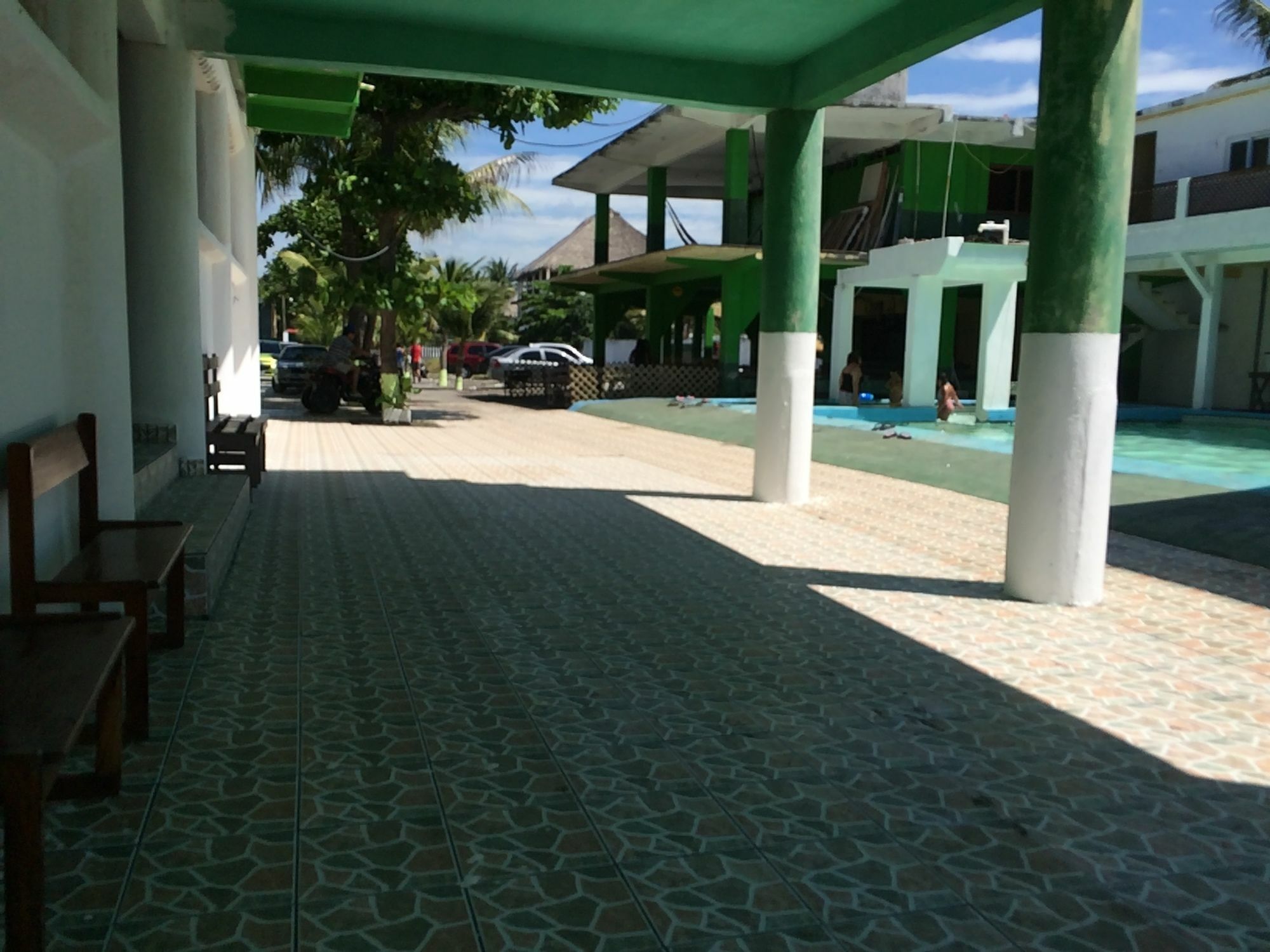 Tortugas Place Hotel Y Bungalos Monterrico Exterior foto